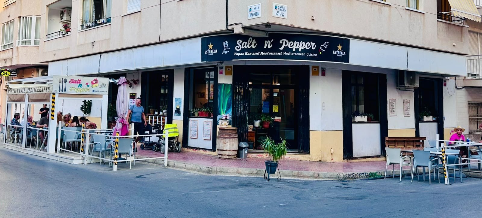 Salt n' Pepper on the corner